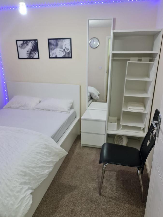 Soft Pillow Apartment Londra Exterior foto
